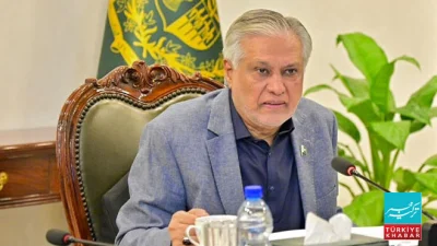Ishaq Dar active for return of Pakistani and Iranian sailors, contacts Singapore and Iran