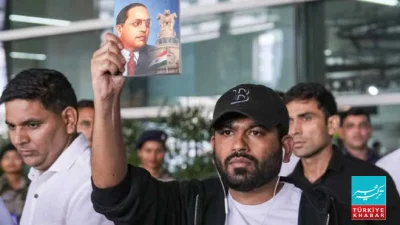 Founder of Cockroach Janta Party reaches Delhi to lead protest