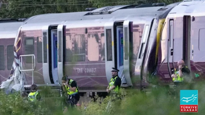 Train Collision in the UK Leaves One Driver Dead, 33 Injured