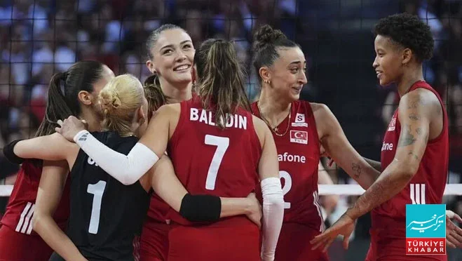 پولینڈ سے شکست کے باوجود ترکیہ والی بال چیمپئن شپ کے اگلے مرحلے میں پہنچ گیا