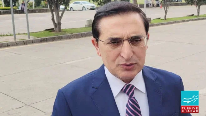 صوبوں کے قیام پر جلد بازی وفاقی یکجہتی کے خلاف ہوگی: بیرسٹر گوہر