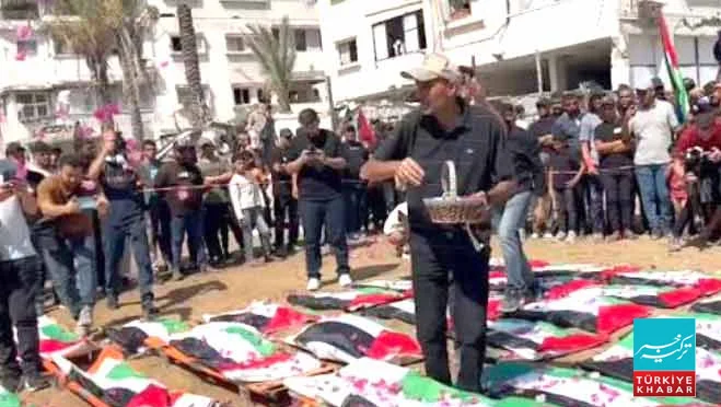 غزہ میں 70 بچوں سمیت 100 فلسطینی شہدا سپرد خاک