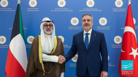 ترک اور کویتی وزرائے خارجہ کا رابطہ، علاقائی صورتحال پر تبادلہ خیال