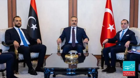 حاکان فیدان کی لیبیائی حکام سے ملاقات، دوطرفہ امور پر تبادلہ خیال