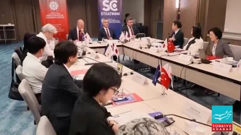 ٹوکیو میں عالمی تبدیلی اور معاشی سلامتی پر اسٹریٹ کام اجلاس
