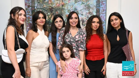 میڈرڈ میں ’مادرِ فطرت‘ عالمی فن نمائش کا افتتاح