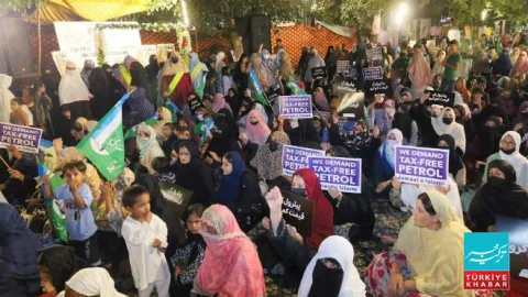 جماعت اسلامی کا مال روڈ دھرنا ختم، لانگ مارچ کی تیاری کا اعلان